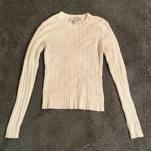 White longsleeve top